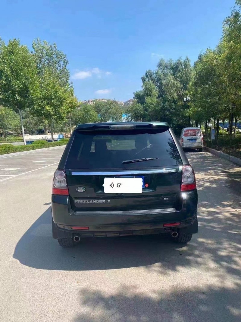 济宁10年路虎神行者9