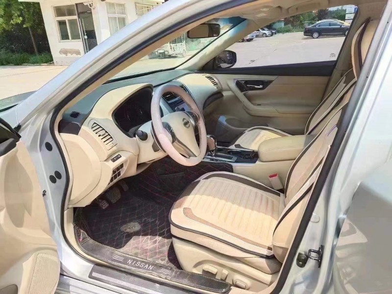 聊城14年日產天籟5