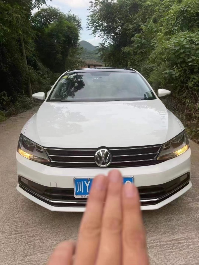 成都16年大众速腾1