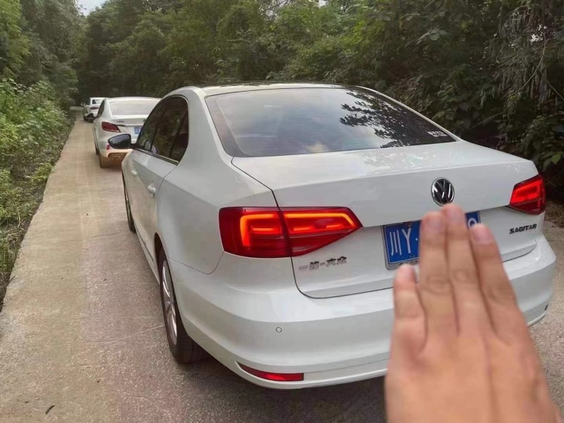 成都16年大众速腾7