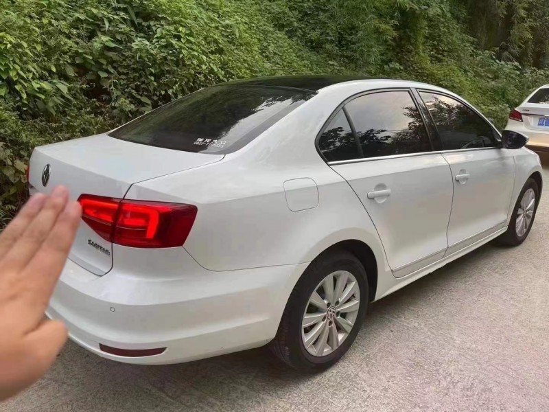 成都16年大众速腾8