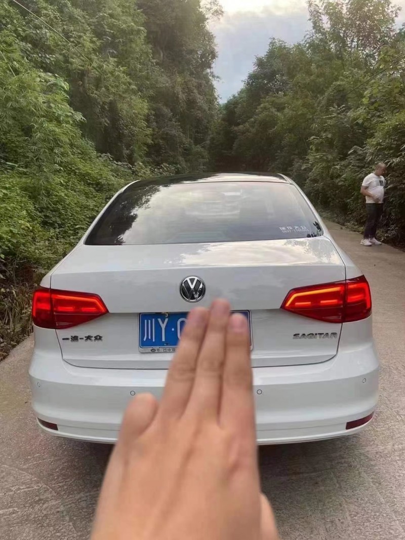 成都16年大众速腾9