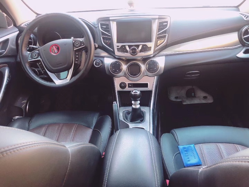 保定18年比亚迪宋1