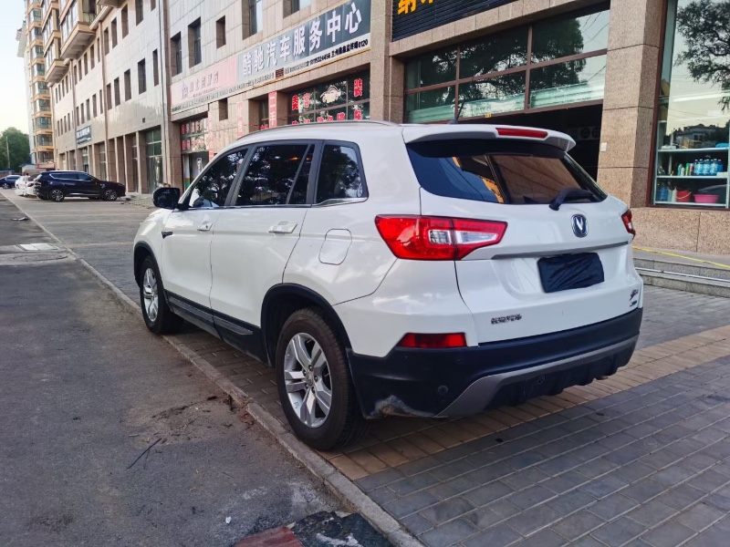 保定17年长安汽车CS752