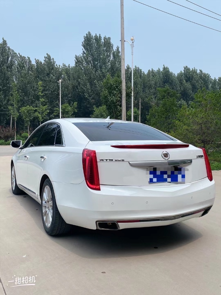 保定15年凯迪拉克XTS5