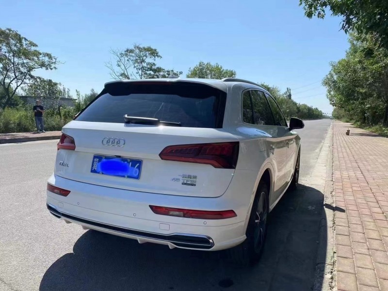 潍坊20年奥迪Q58