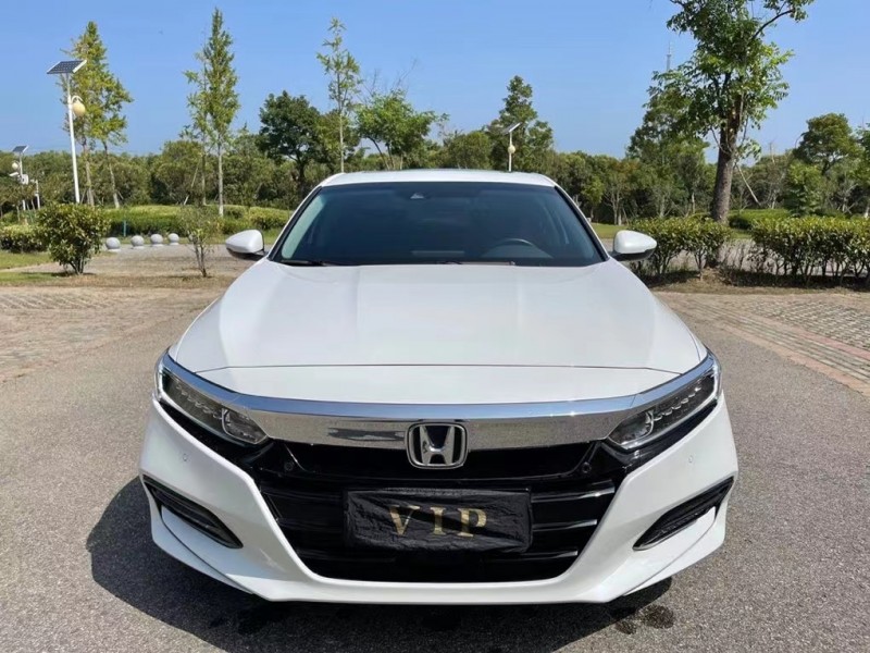 盐城20年本田雅阁1