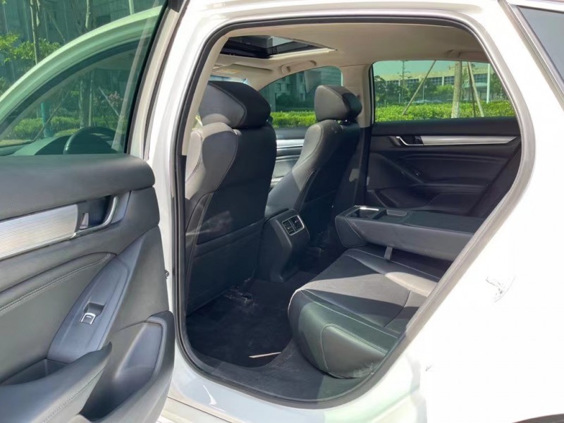 盐城20年本田雅阁6