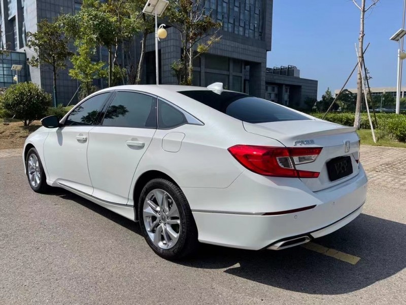 盐城20年本田雅阁9