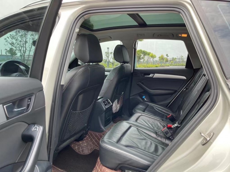 盐城15年奥迪Q56