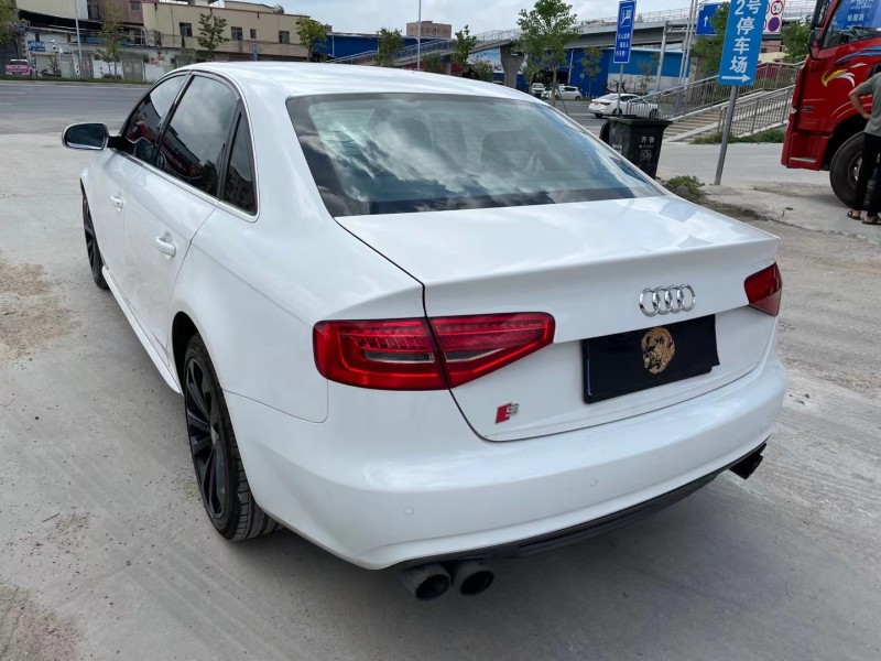 广州14年奥迪A4L7