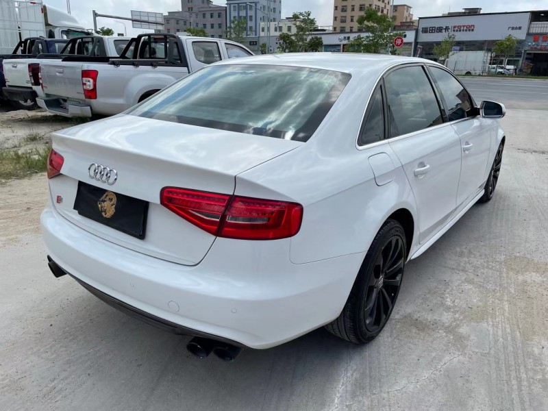 广州14年奥迪A4L9