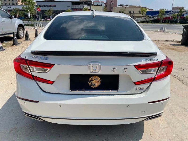 广州19年本田雅阁8