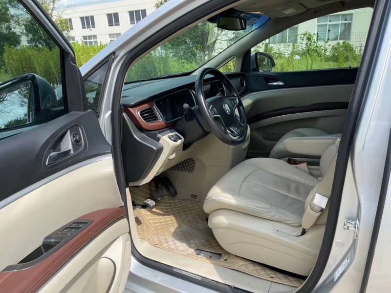 盐城18年别克GL84