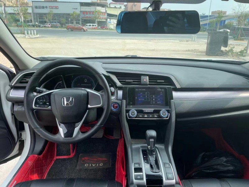 广州17年本田思域5