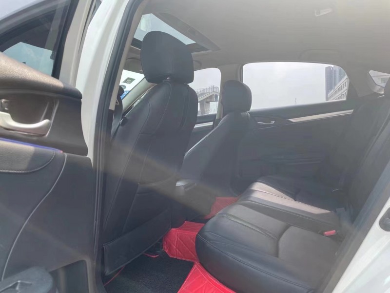 广州17年本田思域6