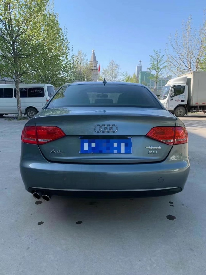 潍坊11年奥迪A4L8
