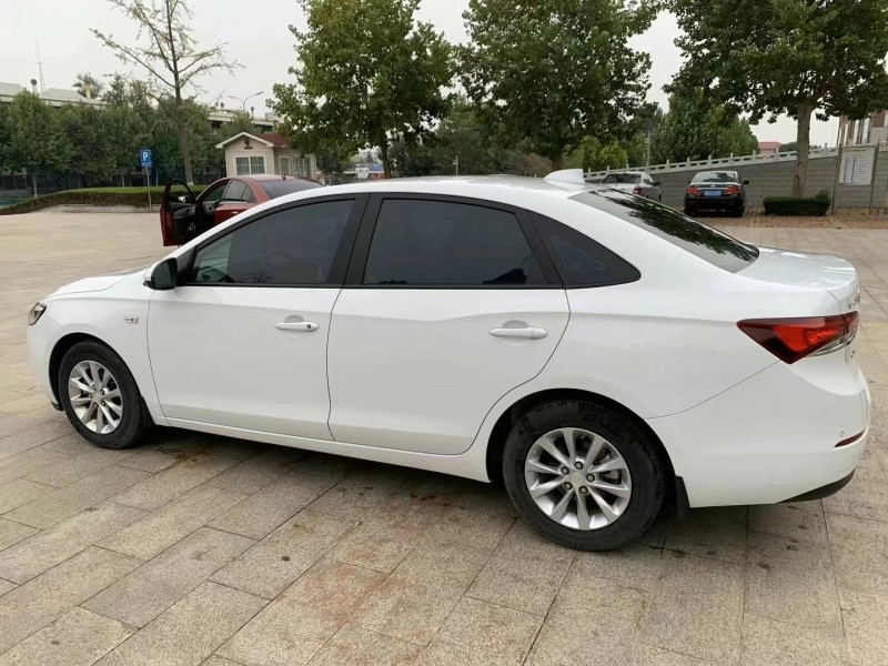 潍坊19年别克英朗8