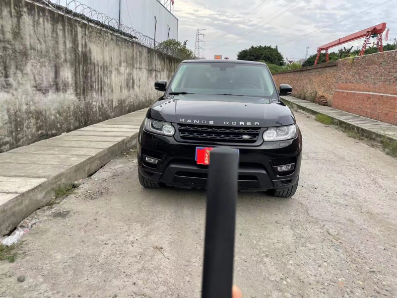 成都14年路虎揽胜运动1