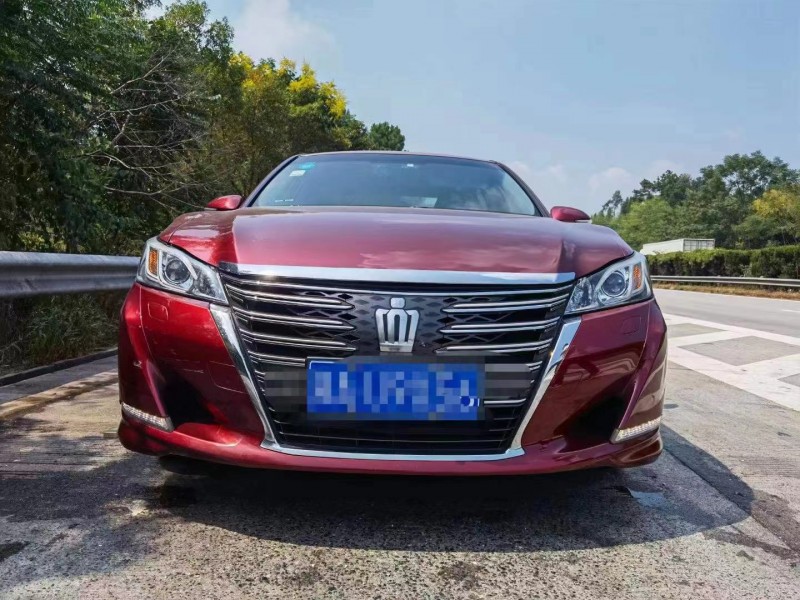 邵阳16年丰田皇冠1