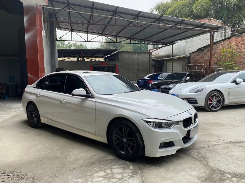 成都16年宝马3系2