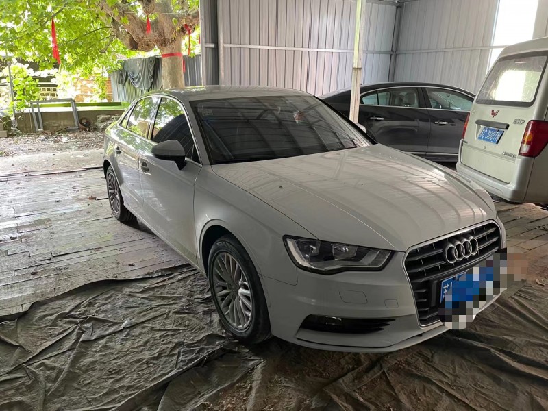 徐州16年奥迪A33