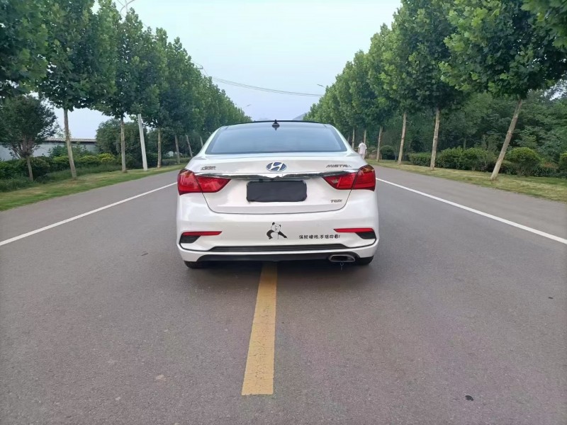 徐州17年现代名图8