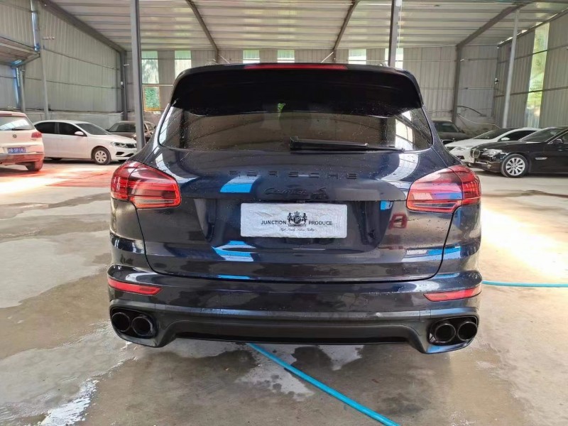 武汉15年保时捷卡宴9