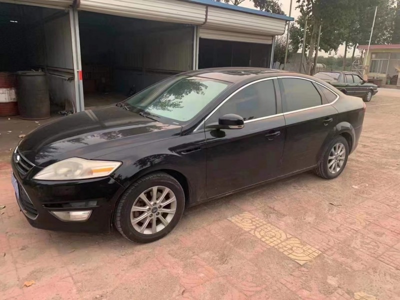 济宁11年福特蒙迪欧2