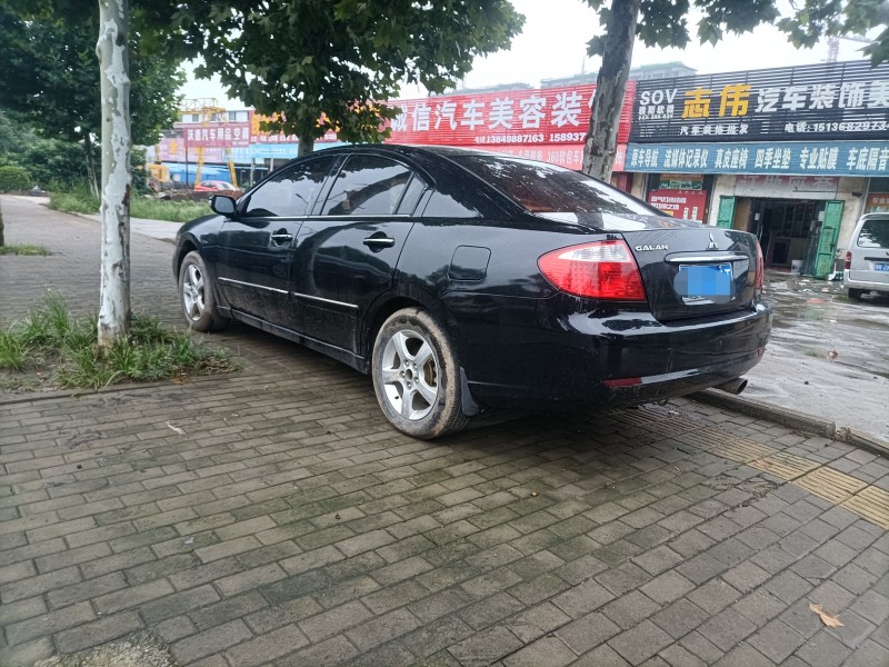 許昌07年三菱戈藍5