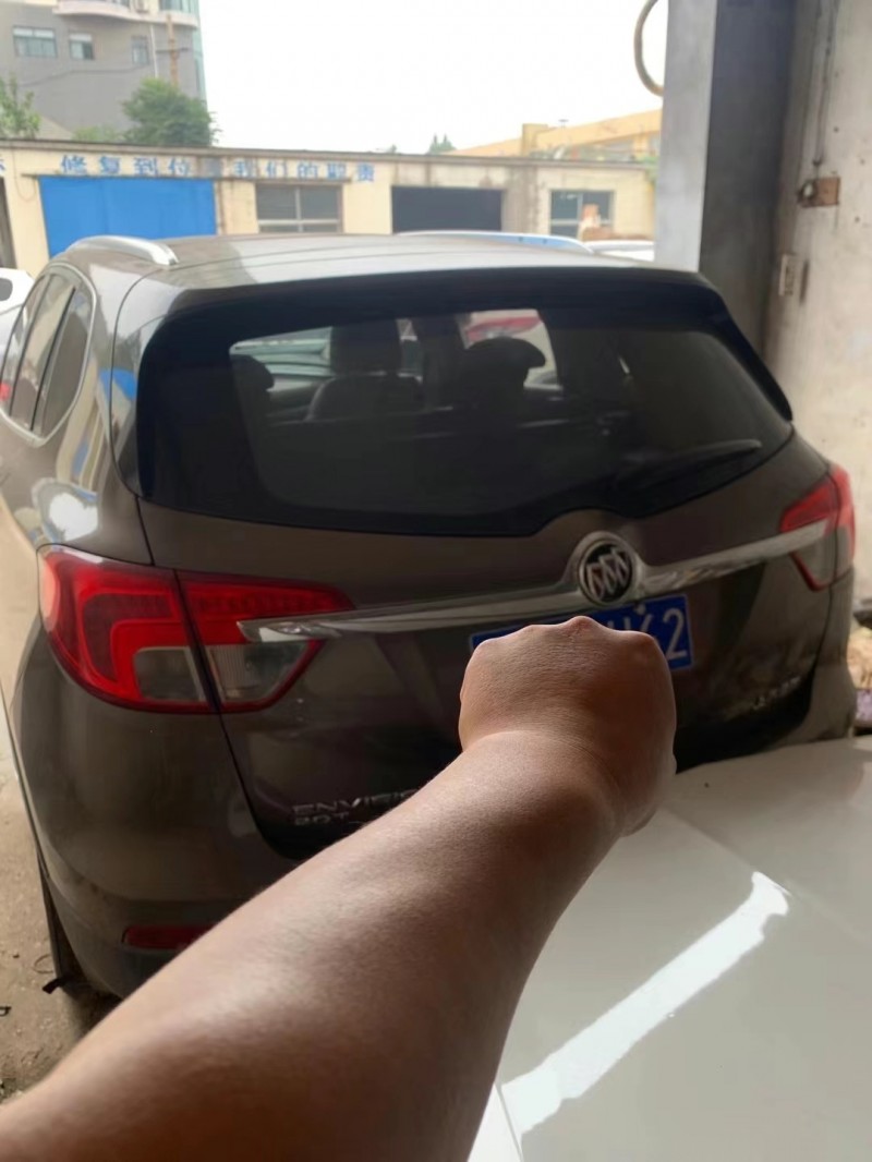 潍坊16年别克昂科威6