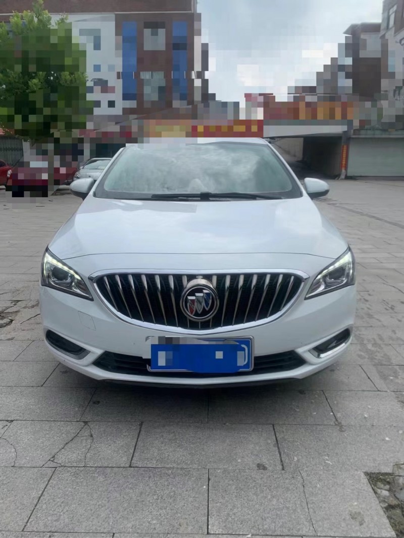 潍坊17年别克威朗1