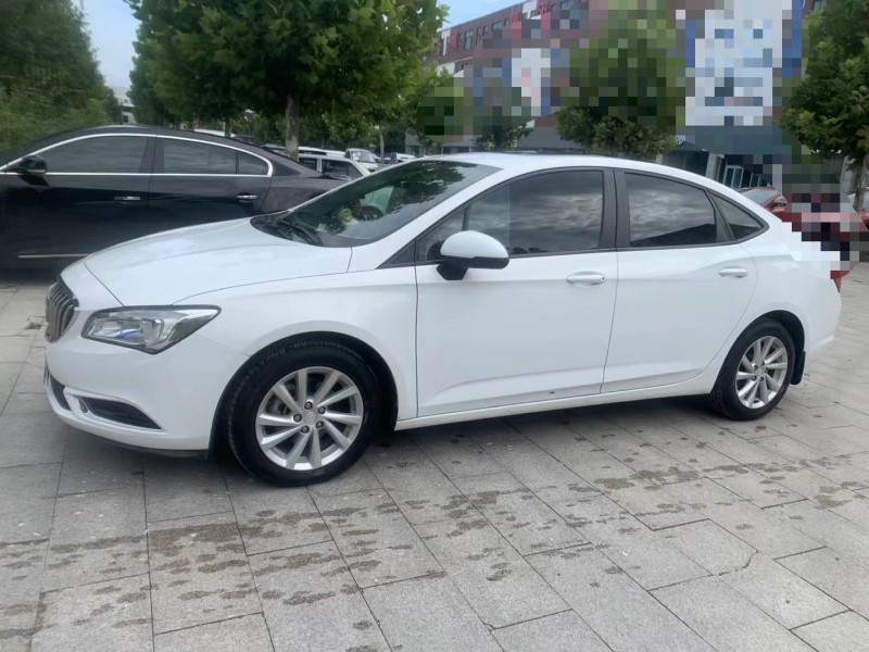 潍坊17年别克威朗2