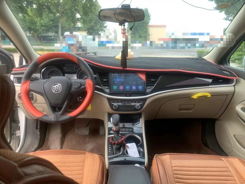 潍坊17年别克威朗4