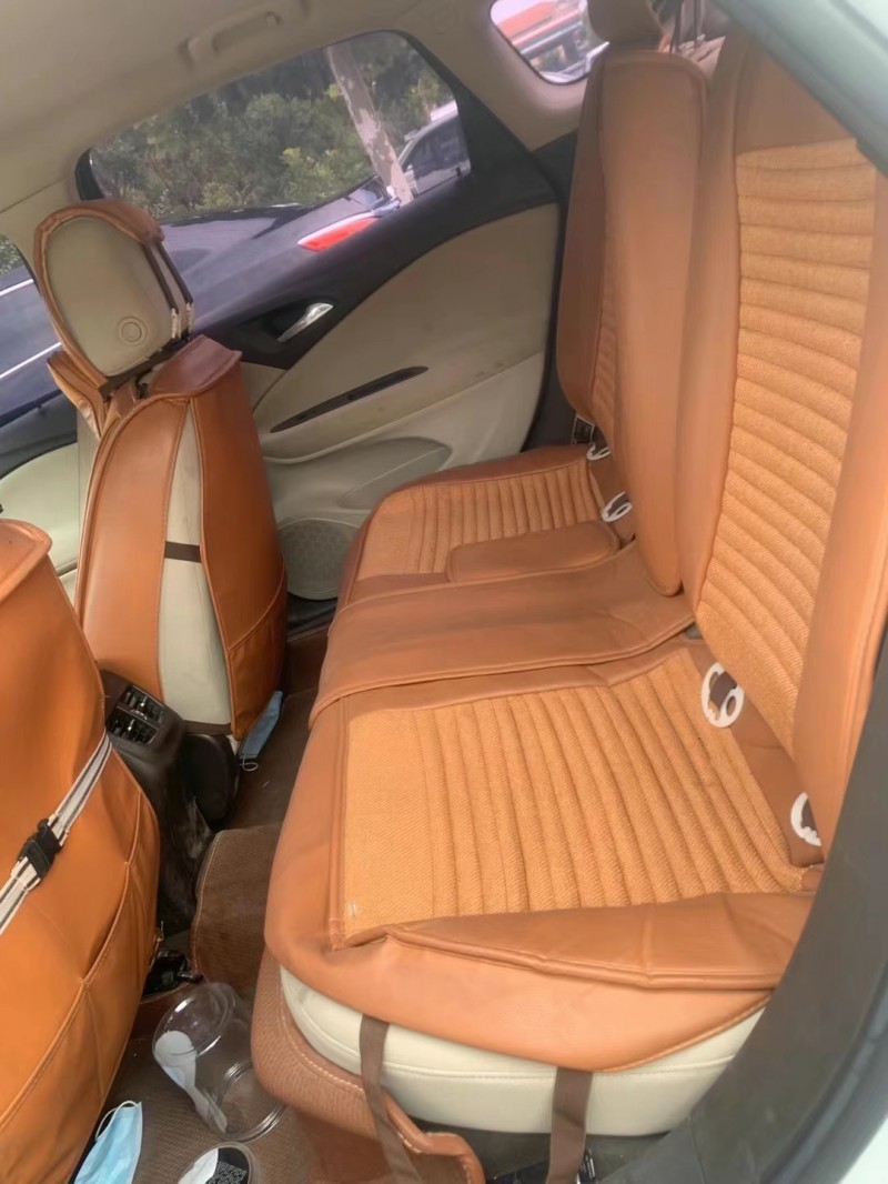 潍坊17年别克威朗6