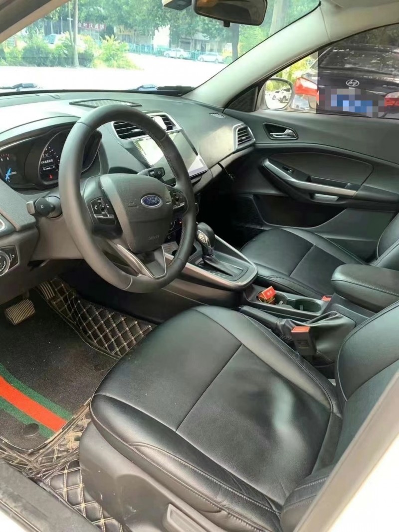 潍坊19年福特福睿斯5