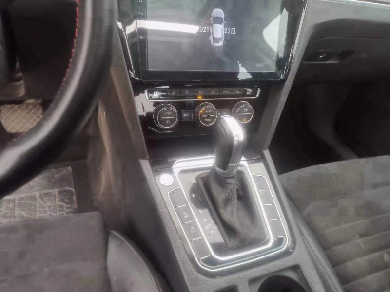 保定17年大众迈腾7