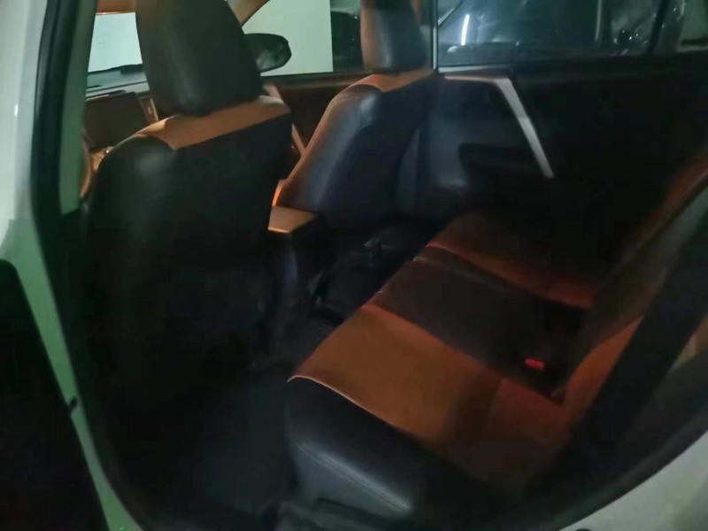西安19年豐田RAV4榮放6