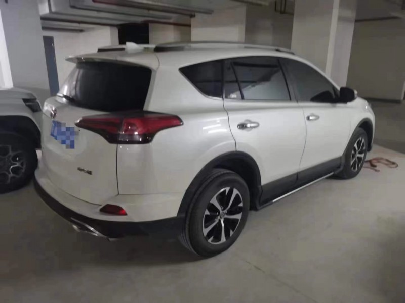 西安19年豐田RAV4榮放7