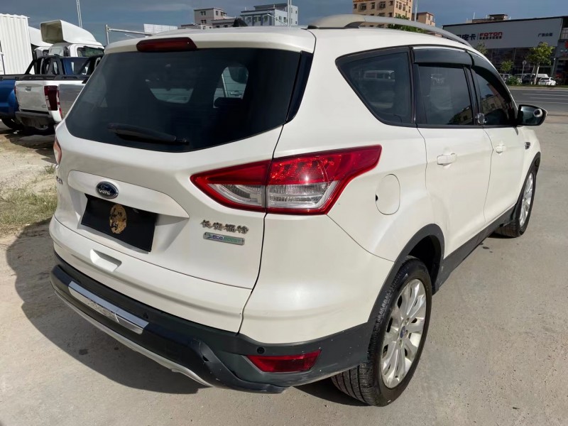 广州13年福特翼虎1