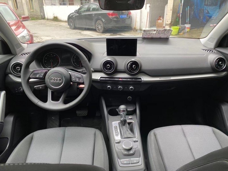 成都21年奥迪Q25