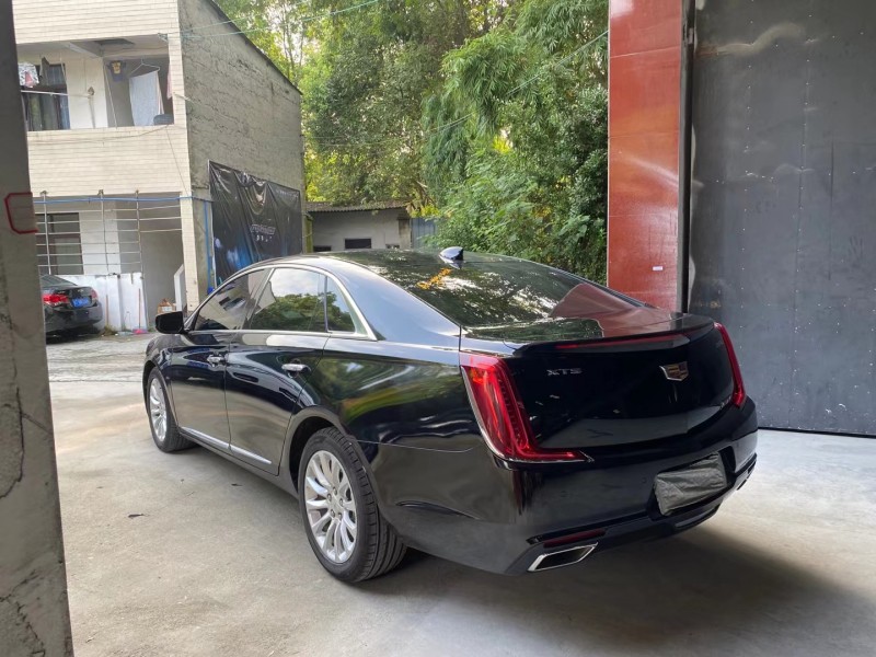 成都19年凯迪拉克XTS9