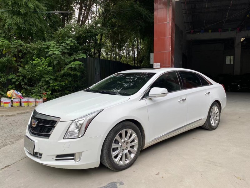 成都14年凯迪拉克XTS2