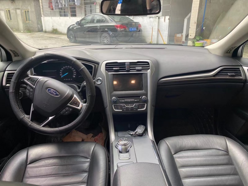 成都18年福特蒙迪欧5