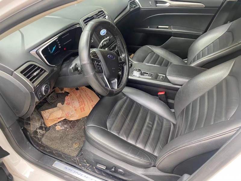 成都18年福特蒙迪欧6