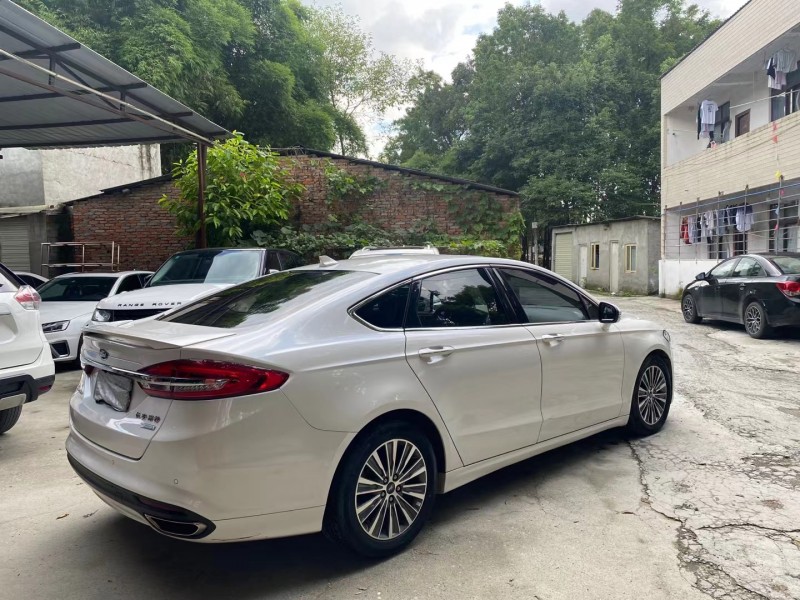 成都18年福特蒙迪欧7