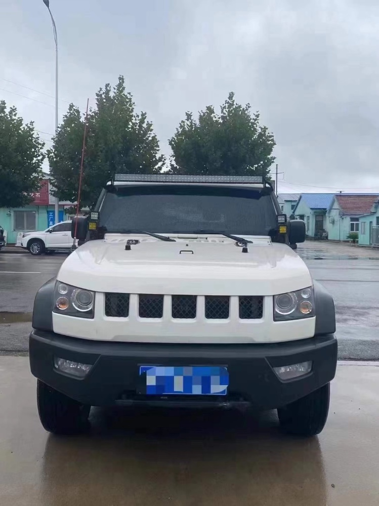 青岛15年北汽制造BJ402