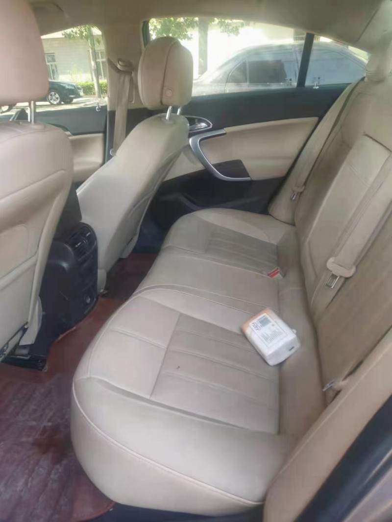 保定15年别克君威4