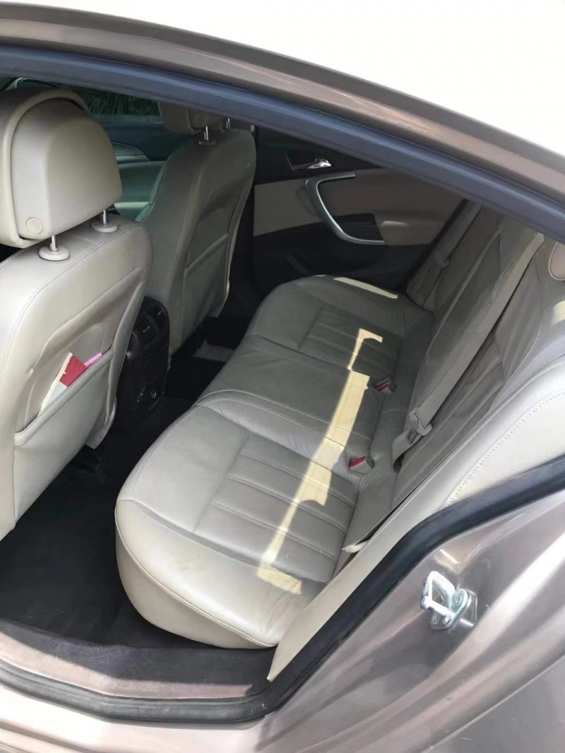 济宁09年别克君威7