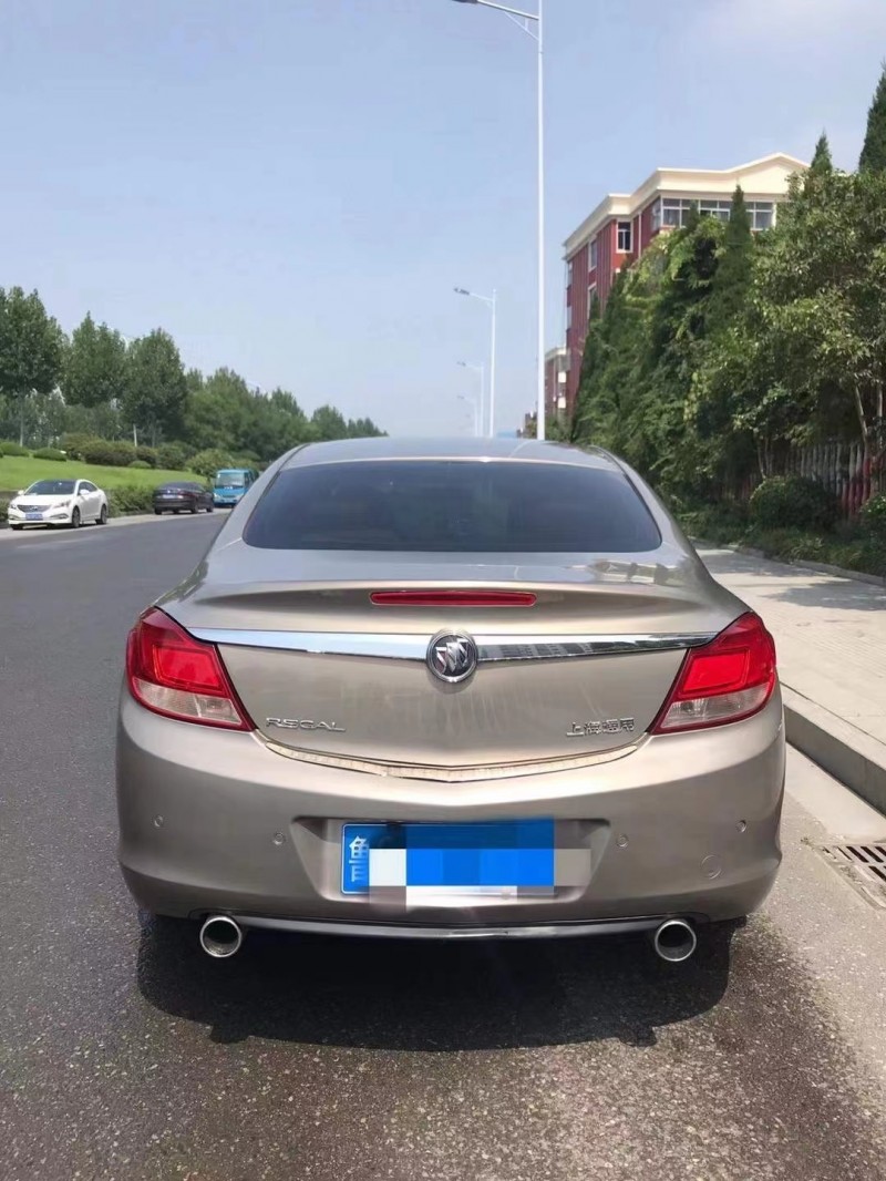 济宁09年别克君威8